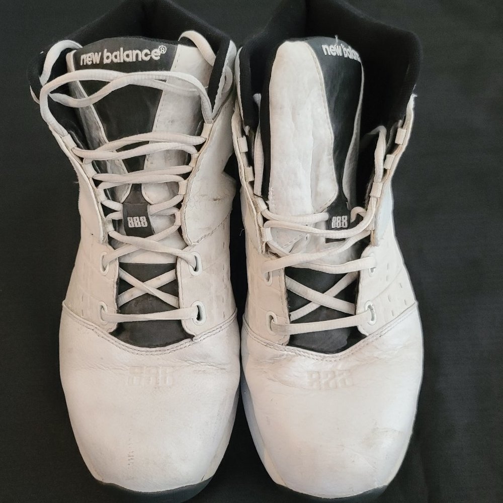 New Balance 888 Men's Basketball Shoe